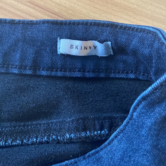 Kenneth Cole Reaction Skinny jeans - Picture 5 of 8